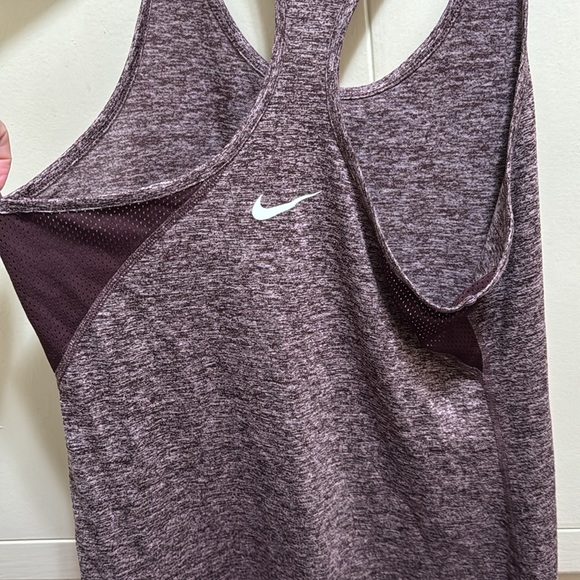 Nike Women’s Dri Fit tank top size large - Picture 3 of 7